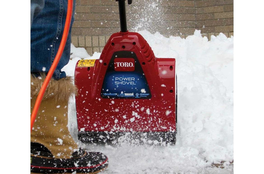 Toro 18" Power Curve® 15 Amp Snow Blower (38381)